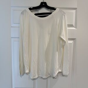 CAbi Size Medium Center White Jersey Knit Lightweight Sweatshirt Top Style# 5555